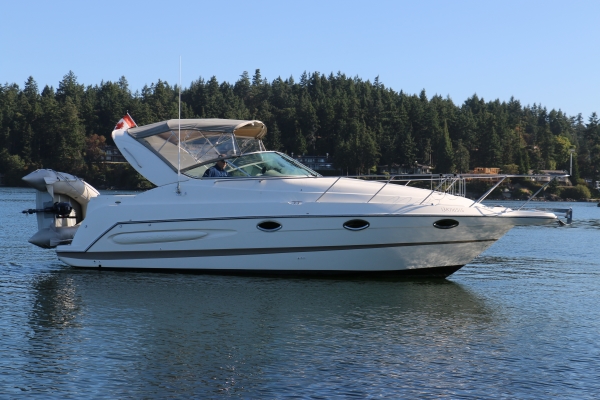 29' Maxum 2900 SCR - Van Isle Marina