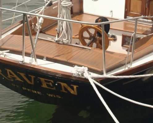 Stern of sailboat - Raven