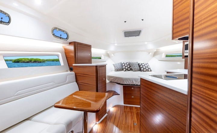 cabin of Pursuit OS 405